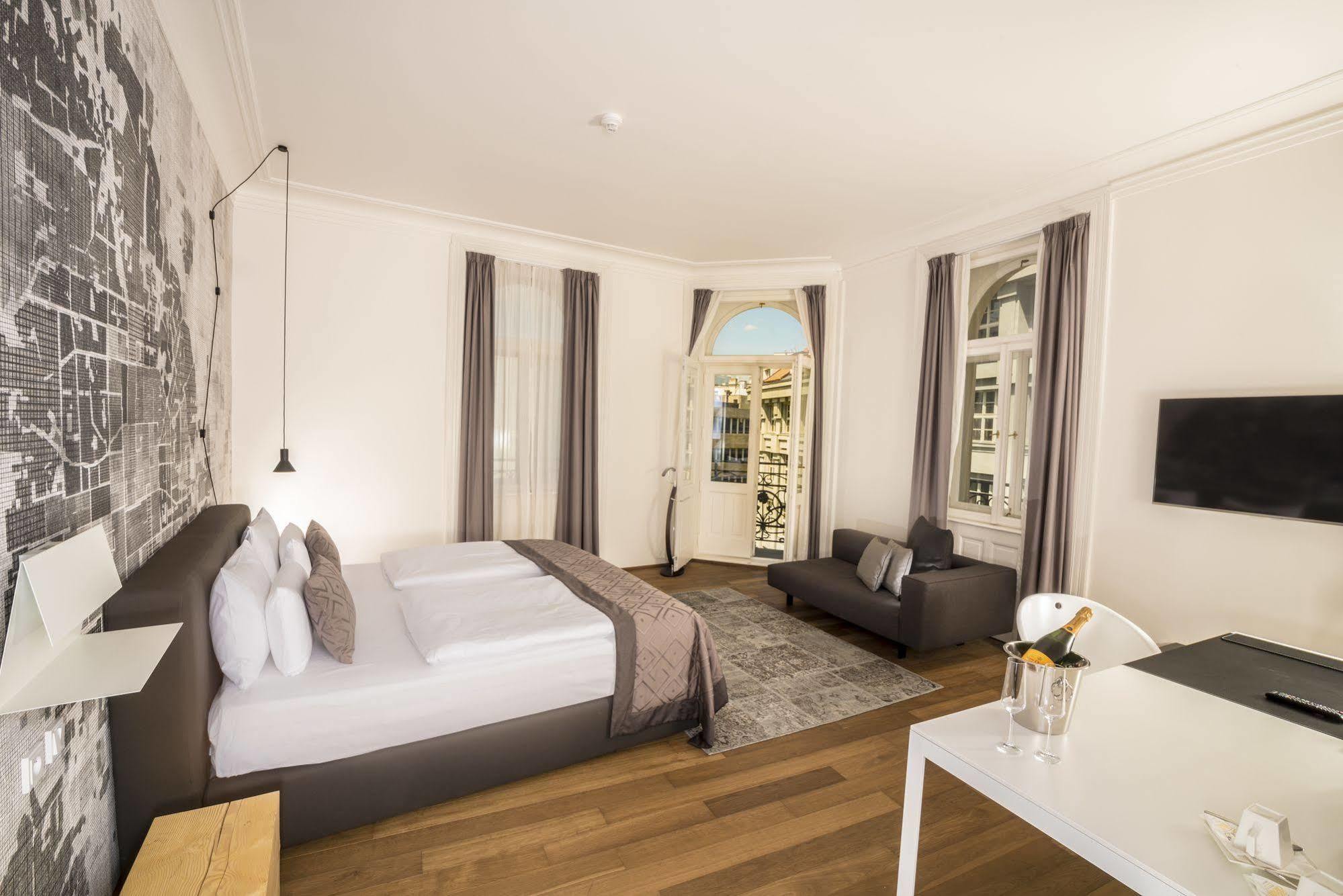 Hotel Golden Crown Prague