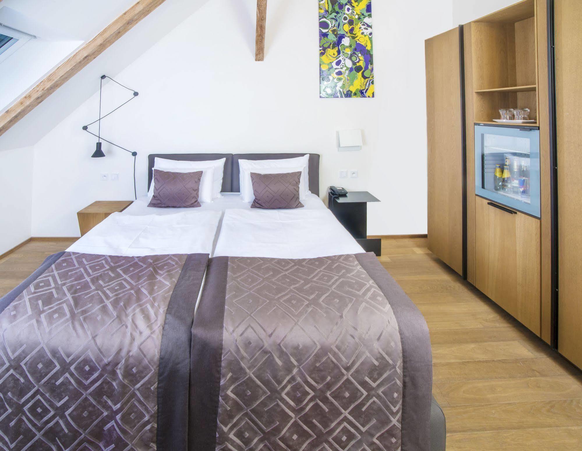 Hotel Golden Crown Prague